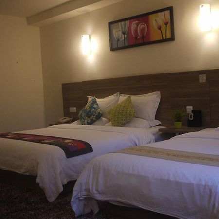 Revive House Hotel Guangzhou Shang Xia Jiu Zimmer foto