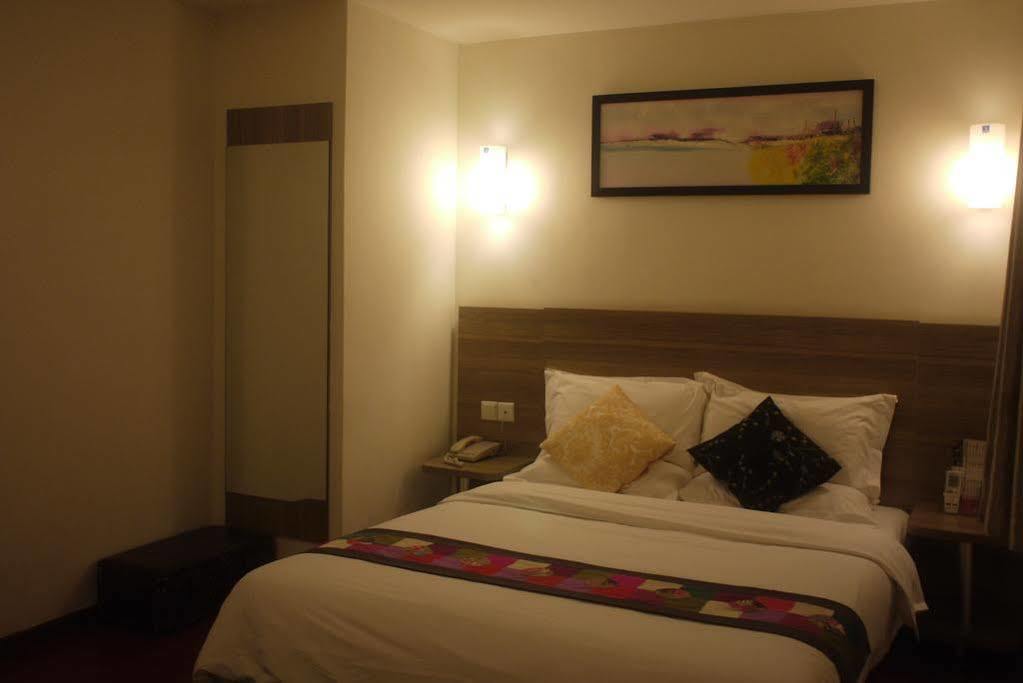 Revive House Hotel Guangzhou Shang Xia Jiu Exterior foto